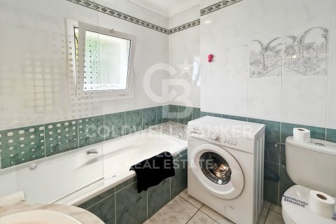 2208 sq.m. hotel for sale in Llanca, Girona, Catalonia, Spain № 5655 - photo 28