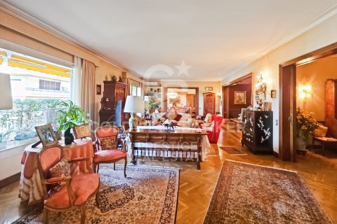 Купить квартиру в Барселона, Испания с 7 спален, 512м², № 5652 - фото 2