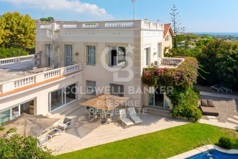 7 chambres villa à vendre à El Masnou, Barcelona, Catalonia, Spain № 7713