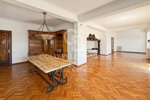 12 bedrooms villa for sale in Sant Just Desvern, Barcelona, Catalonia, Spain № 7714 - photo 13