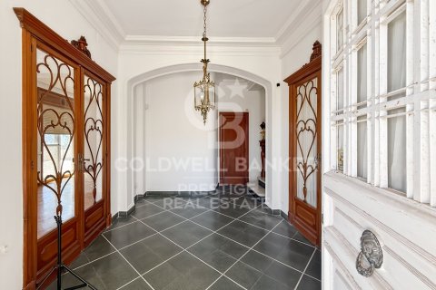 12 bedrooms villa for sale in Sant Just Desvern, Barcelona, Catalonia, Spain № 7714 - photo 16