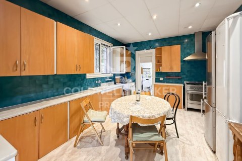 12 bedrooms villa for sale in Sant Just Desvern, Barcelona, Catalonia, Spain № 7714 - photo 10