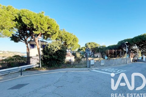 1789 sq.m. land plot for sale in Arenys de Mar, Barcelona, Catalonia, Spain № 4726 - photo 9