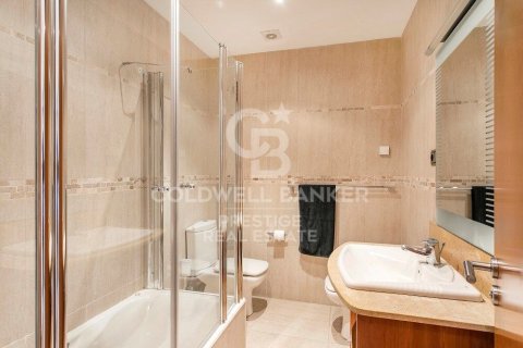 5 bedrooms house for rent in Esplugues de Llobregat, Barcelona, Catalonia, Spain № 8021 - photo 25