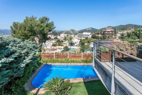 5 bedrooms house for rent in Esplugues de Llobregat, Barcelona, Catalonia, Spain № 8021 - photo 3