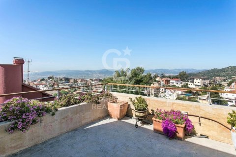 5 bedrooms house for rent in Esplugues de Llobregat, Barcelona, Catalonia, Spain № 8021 - photo 27