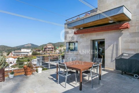 5 bedrooms house for rent in Esplugues de Llobregat, Barcelona, Catalonia, Spain № 8021 - photo 10