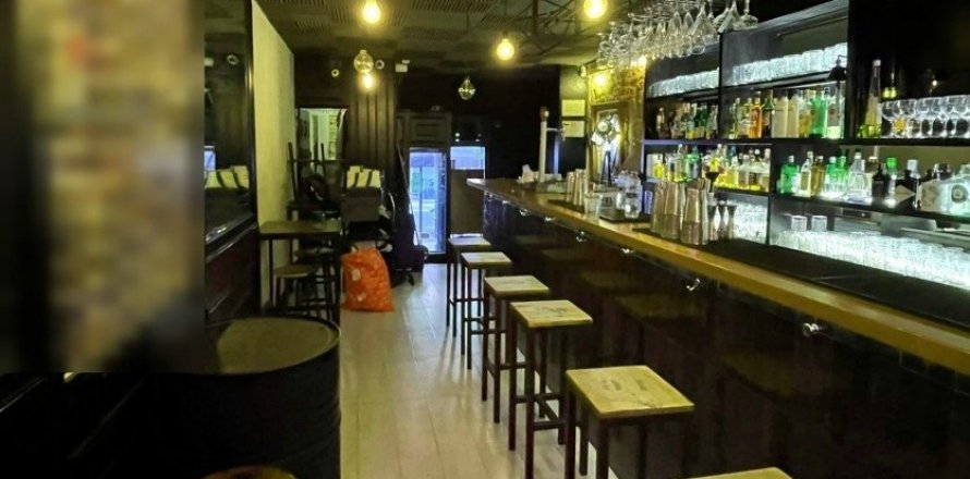 104 sq.m. bar for rent in Barcelona, Catalonia, Spain № 9036