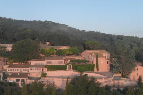 15 bedrooms house for sale in Vallgorguina, Barcelona, Catalonia, Spain № 1642