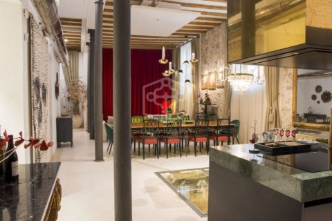 3 bedrooms apartment for sale in Barcelona, Catalonia, Spain № 937 - photo 14