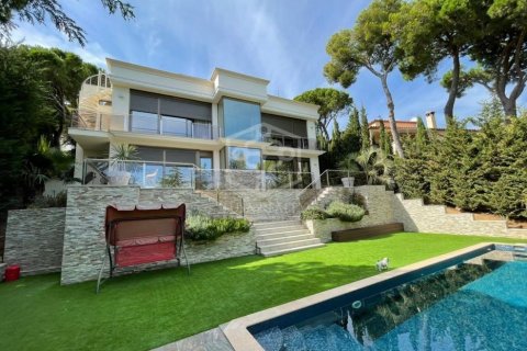 4 bedrooms villa for sale in Calonge, Girona, Catalonia, Spain № 938