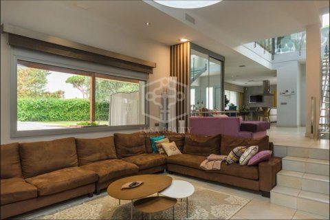 4 bedrooms villa for sale in Sant Andreu de Llavaneres, Barcelona, Catalonia, Spain № 940 - photo 16