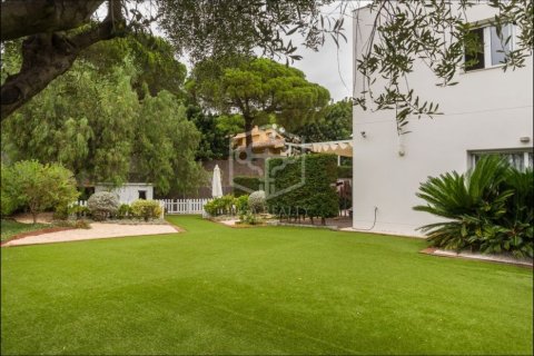 4 bedrooms villa for sale in Sant Andreu de Llavaneres, Barcelona, Catalonia, Spain № 940 - photo 9