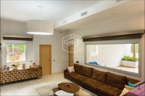 4 bedrooms villa for sale in Sant Andreu de Llavaneres, Barcelona, Catalonia, Spain № 940 - photo 14