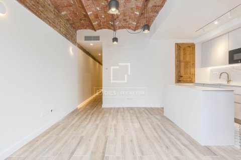 2 bedrooms apartment for sale in Barcelona, Catalonia, Spain № 6285 - photo 9