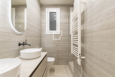 2 bedrooms apartment for sale in Barcelona, Catalonia, Spain № 6285 - photo 19