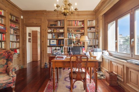 6 bedrooms apartment for sale in Barcelona, Catalonia, Spain № 6284 - photo 10