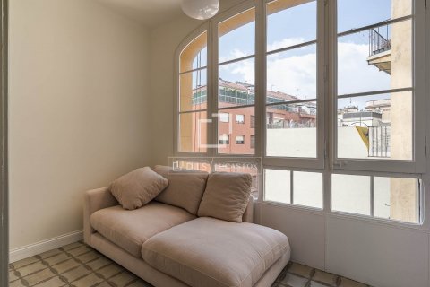 Купить квартиру в Барселона, Испания с 3 спальни, 135м², № 8888 - фото 2