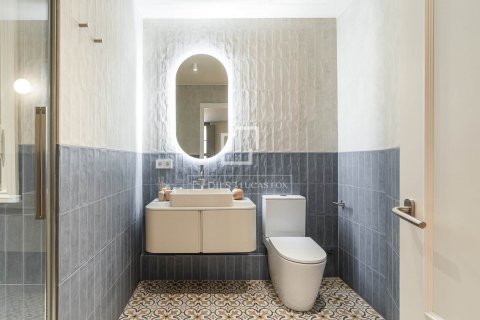 Купить квартиру в Барселона, Испания с 3 спальни, 135м², № 8888 - фото 25
