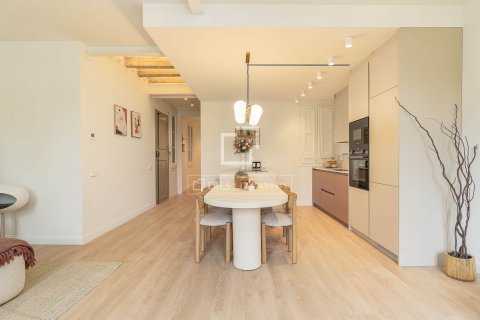 Купить квартиру в Барселона, Испания с 3 спальни, 135м², № 8888 - фото 19