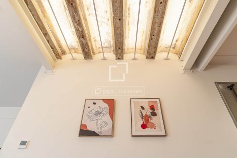 Купить квартиру в Барселона, Испания с 3 спальни, 135м², № 8888 - фото 17