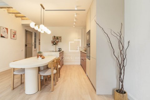 Купить квартиру в Барселона, Испания с 3 спальни, 135м², № 8888 - фото 23