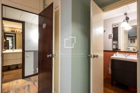 Apartamento de 5 dormitorios en venta en Barcelona, Cataluña, Spain № 8889 - foto 26