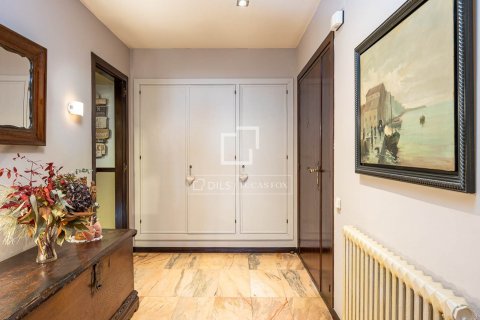 Apartamento de 5 dormitorios en venta en Barcelona, Cataluña, Spain № 8889 - foto 14