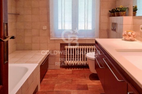 Купить дом в Сан-Андреу-де-Льяванерес, Испания с 9 спален, 817м², № 5880 - фото 18