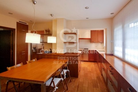 Купить дом в Сан-Андреу-де-Льяванерес, Испания с 9 спален, 817м², № 5880 - фото 9