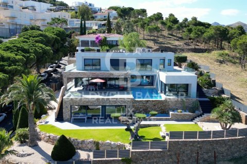 Купить виллу в Лланка, Испания с 4 спальни, 723м², № 5879 - фото 6