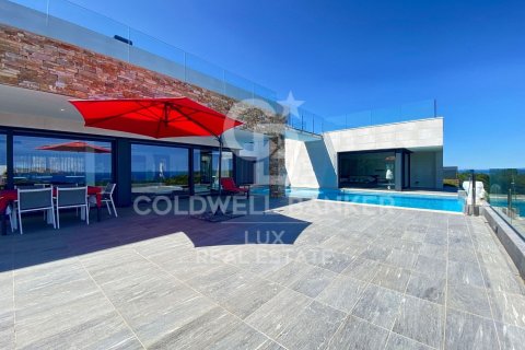 Купить виллу в Лланка, Испания с 4 спальни, 723м², № 5879 - фото 11