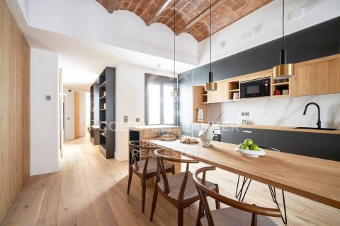 Apartamento de 3 dormitorios en venta en Barcelona, Cataluña, Spain № 5878 - foto 17