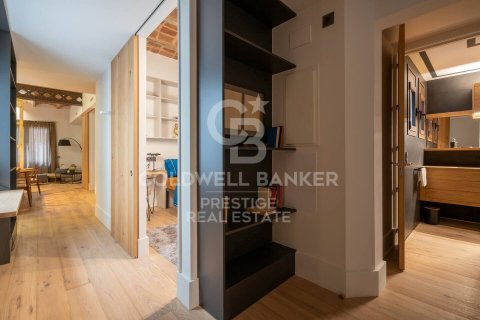 Apartamento de 3 dormitorios en venta en Barcelona, Cataluña, Spain № 5878 - foto 22