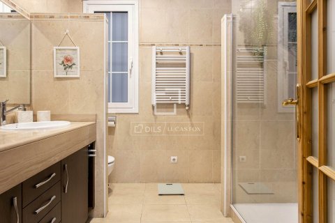 Купить квартиру в Барселона, Испания с 3 спальни, 137м², № 8696 - фото 20