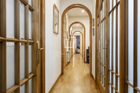 Купить квартиру в Барселона, Испания с 3 спальни, 137м², № 8696 - фото 5