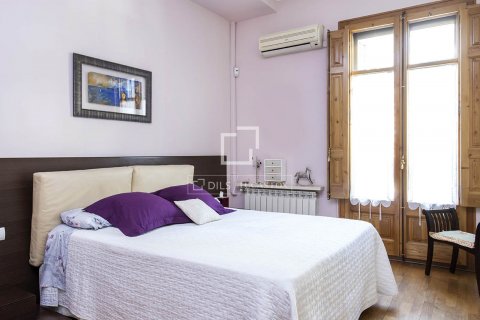 Купить квартиру в Барселона, Испания с 3 спальни, 137м², № 8696 - фото 6