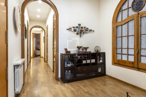 Купить квартиру в Барселона, Испания с 3 спальни, 137м², № 8696 - фото 28