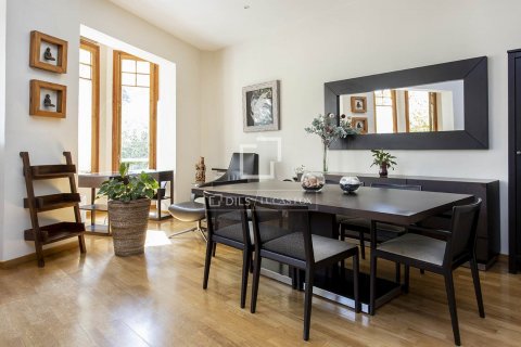 Купить квартиру в Барселона, Испания с 3 спальни, 137м², № 8696 - фото 13