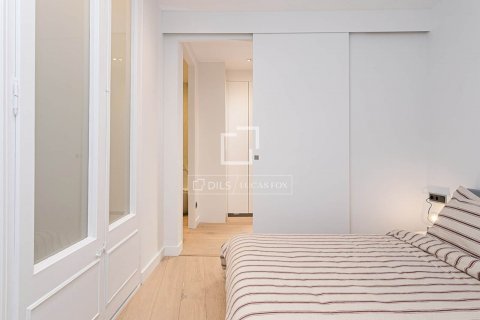 2 bedrooms apartment for sale in Barcelona, Catalonia, Spain № 8694 - photo 24
