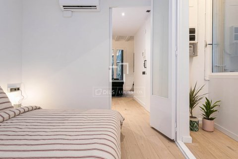 2 bedrooms apartment for sale in Barcelona, Catalonia, Spain № 8694 - photo 28