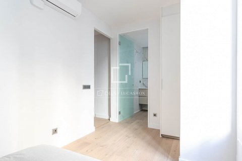 2 bedrooms apartment for sale in Barcelona, Catalonia, Spain № 8694 - photo 21