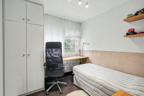 apartment for sale in Esplugues de Llobregat, Barcelona, Catalonia, Spain № 7730 - photo 9