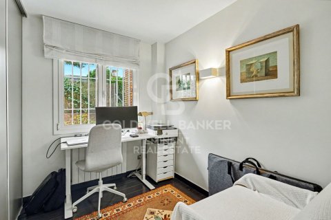 apartment for sale in Esplugues de Llobregat, Barcelona, Catalonia, Spain № 7730 - photo 8