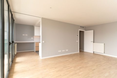 3 bedrooms apartment for sale in Barcelona, Catalonia, Spain № 1290 - photo 15