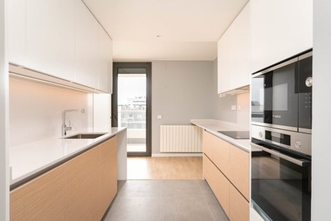 3 bedrooms apartment for sale in Barcelona, Catalonia, Spain № 1290 - photo 13