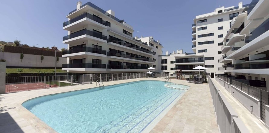 Apartamento de 2 dormitorios en venta en Sant Boi de Llobregat, Barcelona, Cataluña, Spain № 1289