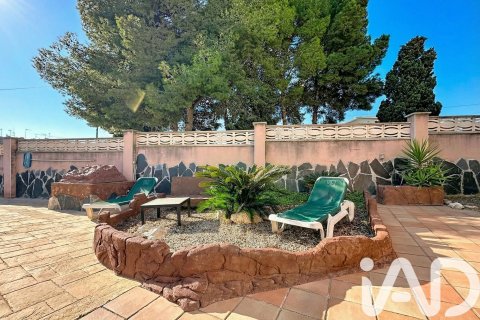 5 bedrooms house for sale in El Vendrell, Tarragona, Catalonia, Spain № 4645 - photo 5