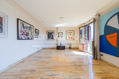3 bedrooms apartment for sale in Barcelona, Catalonia, Spain № 2844 - photo 10