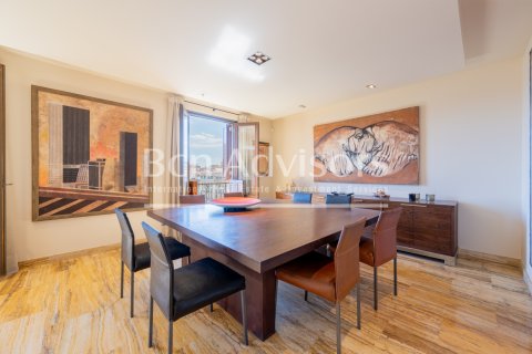 3 bedrooms apartment for sale in Barcelona, Catalonia, Spain № 2844 - photo 4